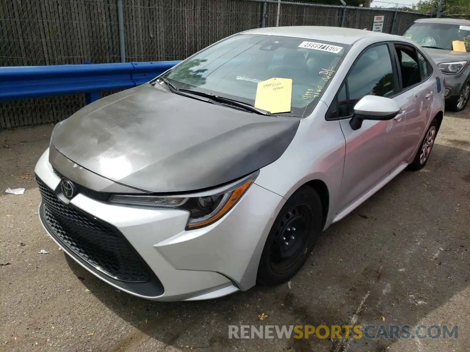 2 Photograph of a damaged car 5YFEPRAE0LP077803 TOYOTA COROLLA 2020