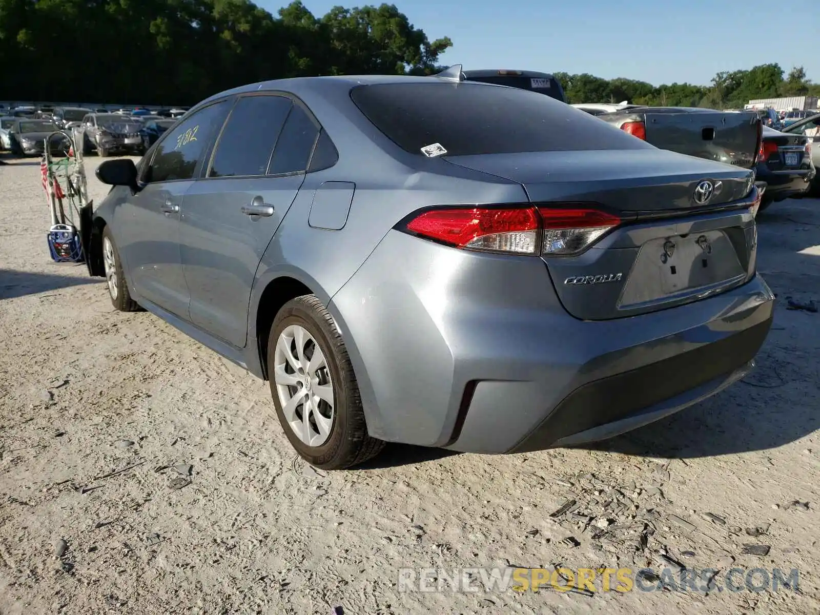 3 Photograph of a damaged car 5YFEPRAE0LP077963 TOYOTA COROLLA 2020