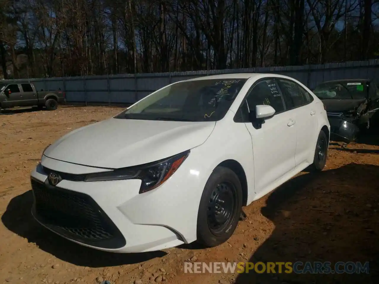 2 Photograph of a damaged car 5YFEPRAE0LP078031 TOYOTA COROLLA 2020