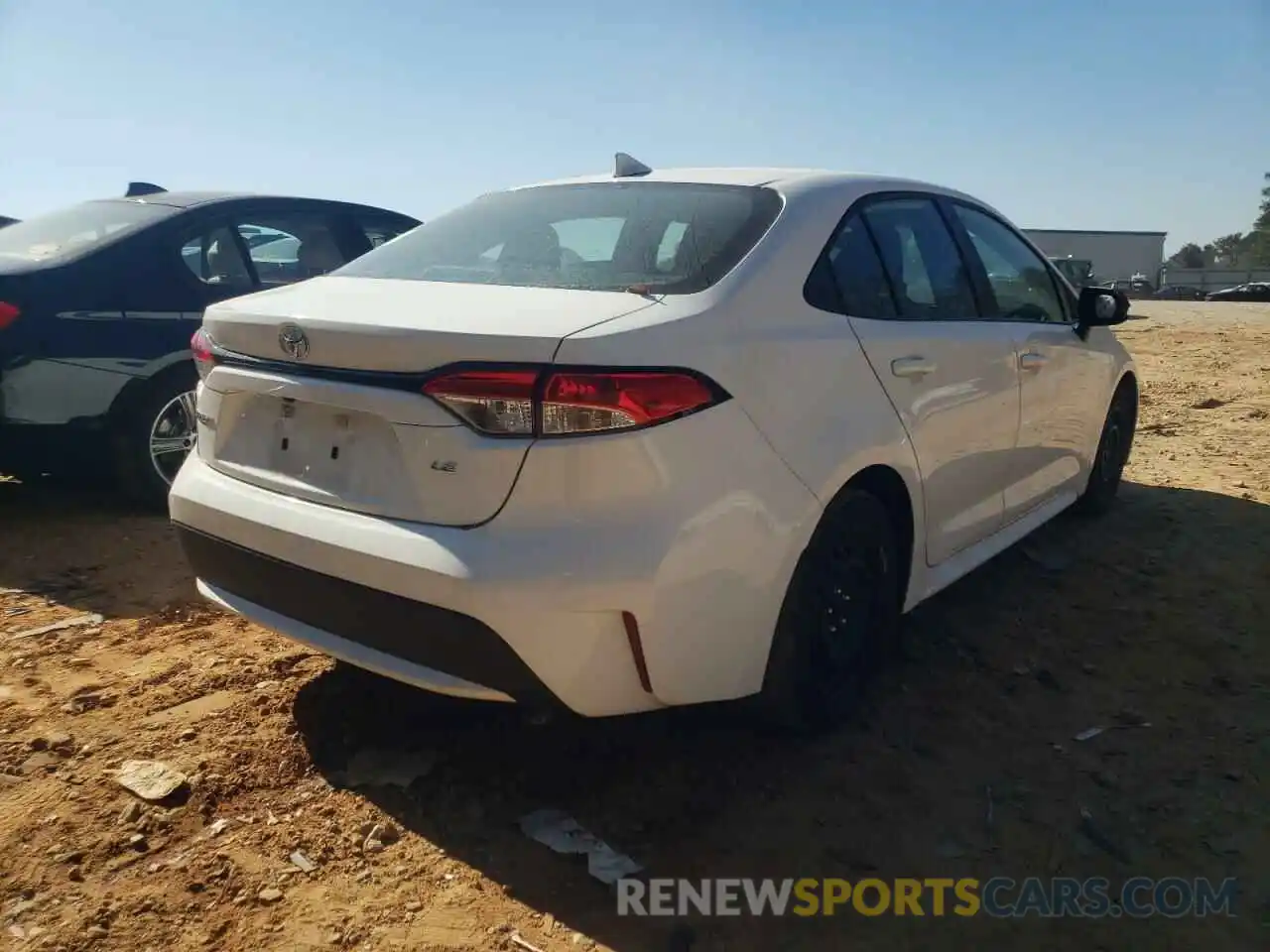 4 Photograph of a damaged car 5YFEPRAE0LP078031 TOYOTA COROLLA 2020