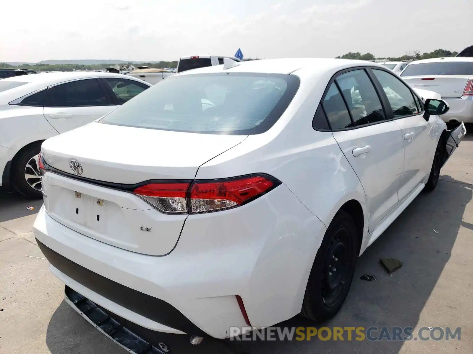 4 Photograph of a damaged car 5YFEPRAE0LP078322 TOYOTA COROLLA 2020