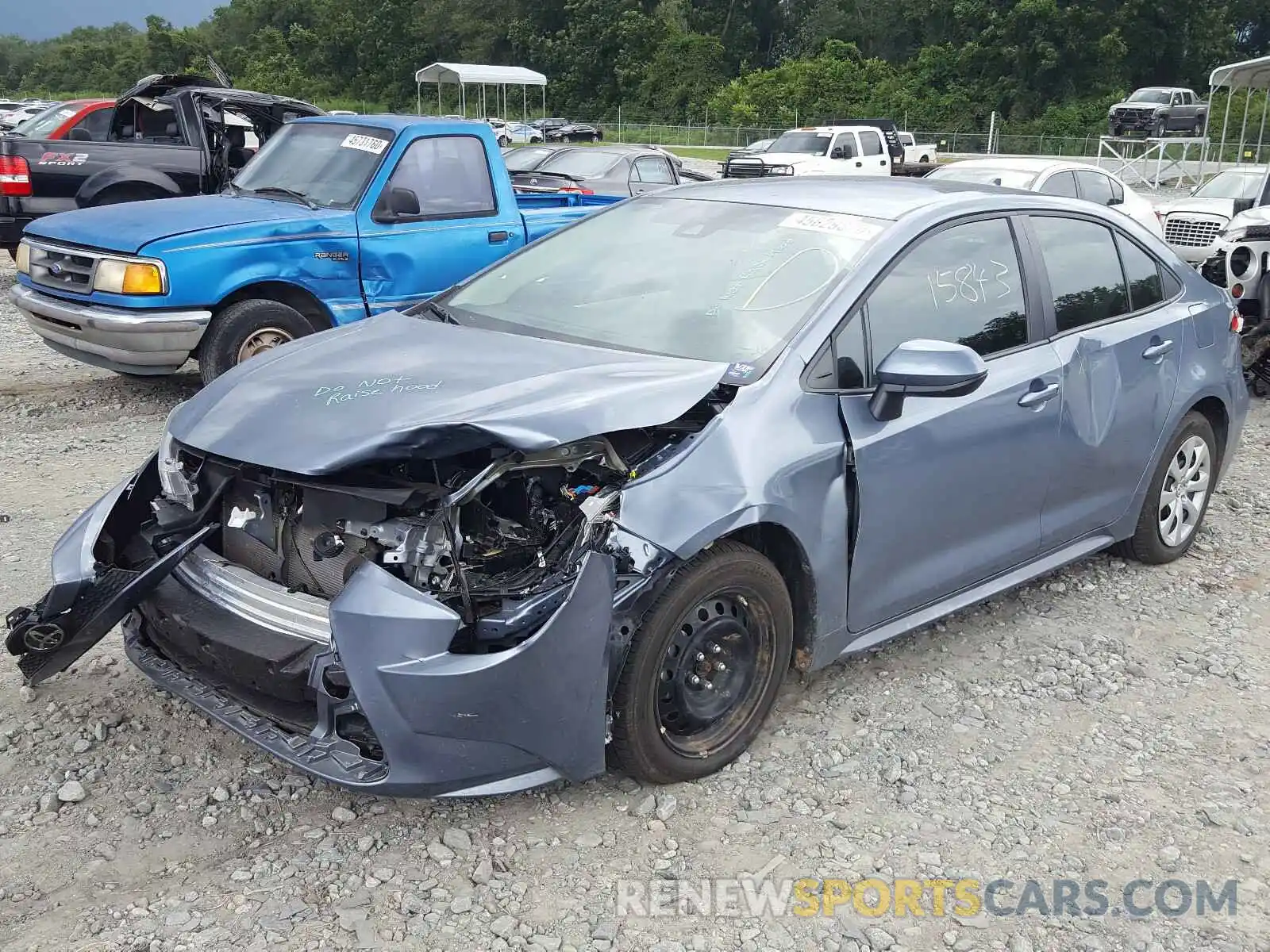 2 Photograph of a damaged car 5YFEPRAE0LP078837 TOYOTA COROLLA 2020