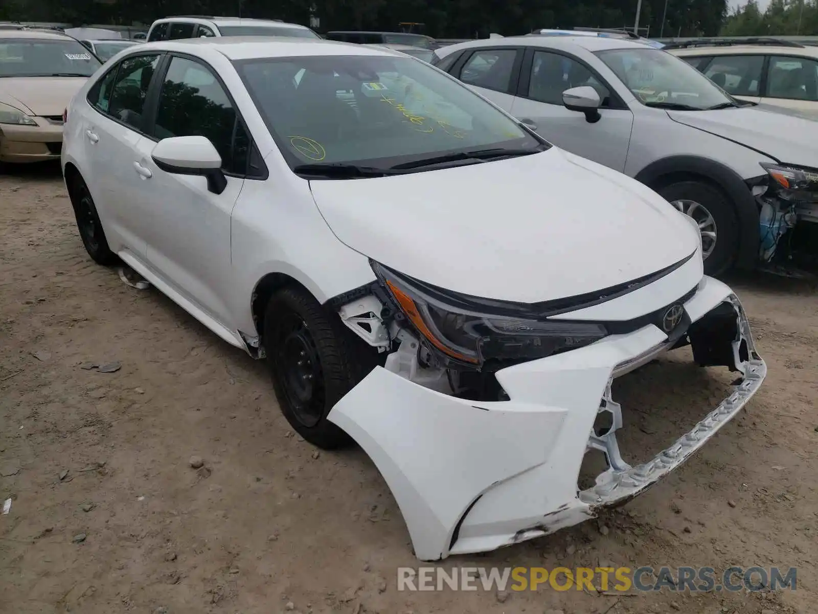 1 Photograph of a damaged car 5YFEPRAE0LP079177 TOYOTA COROLLA 2020