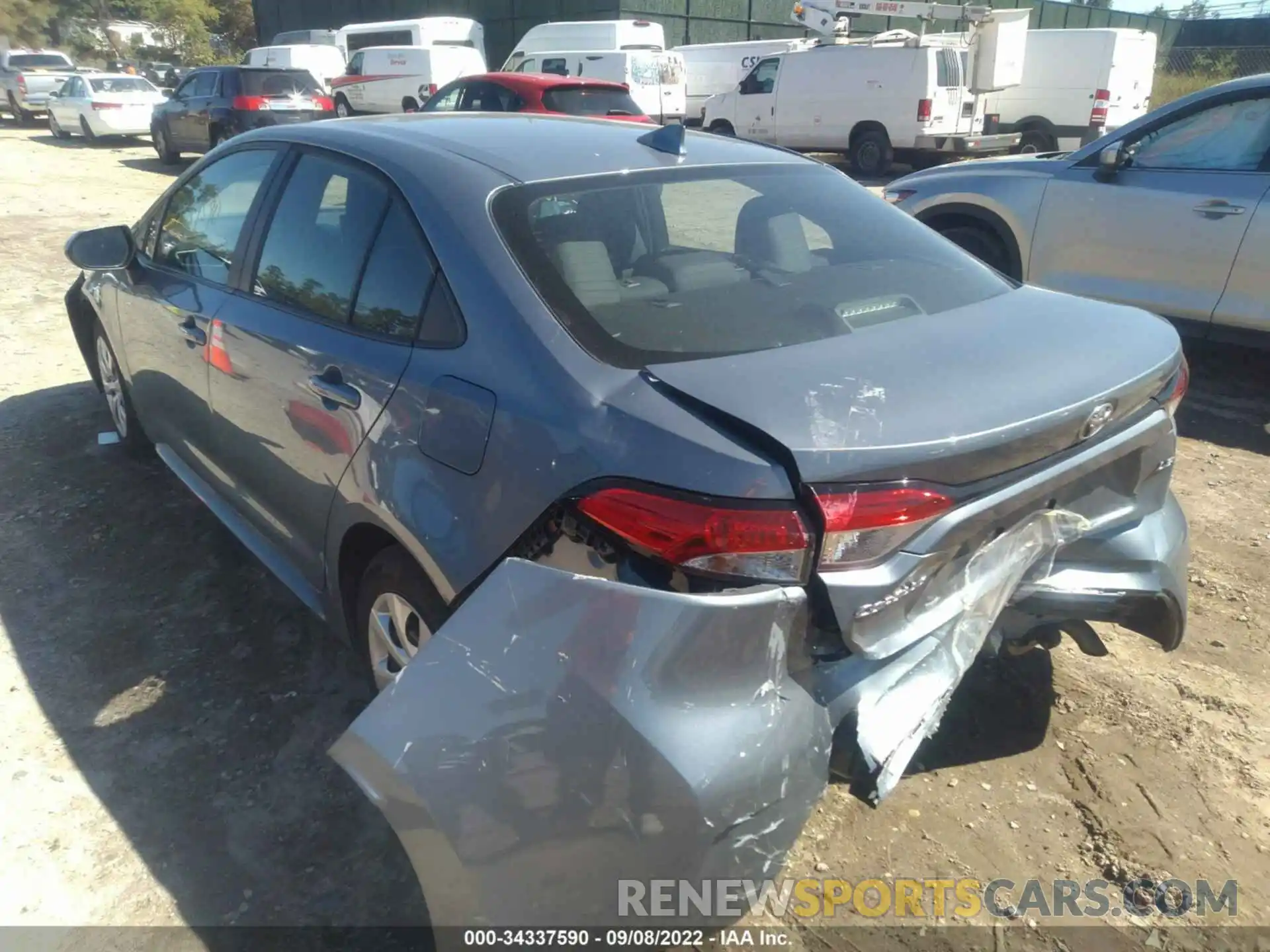 3 Photograph of a damaged car 5YFEPRAE0LP080880 TOYOTA COROLLA 2020