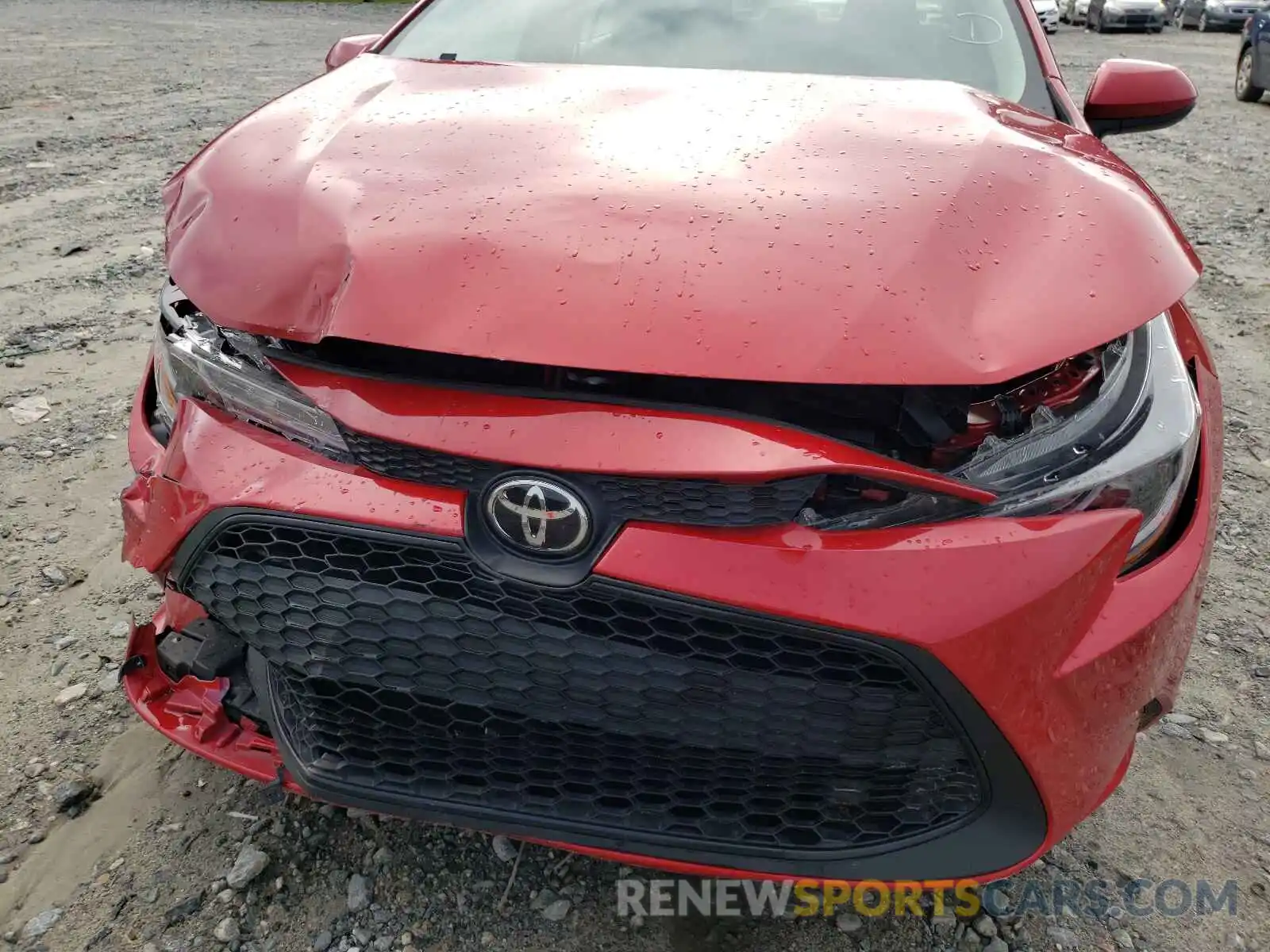 9 Photograph of a damaged car 5YFEPRAE0LP081902 TOYOTA COROLLA 2020