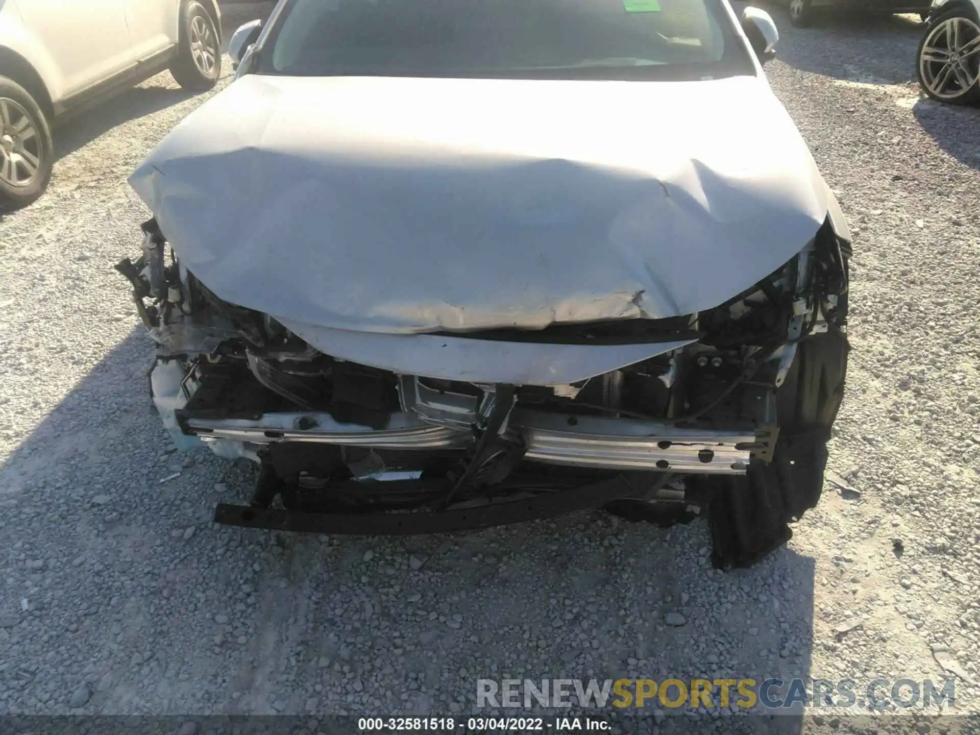 6 Photograph of a damaged car 5YFEPRAE0LP082404 TOYOTA COROLLA 2020