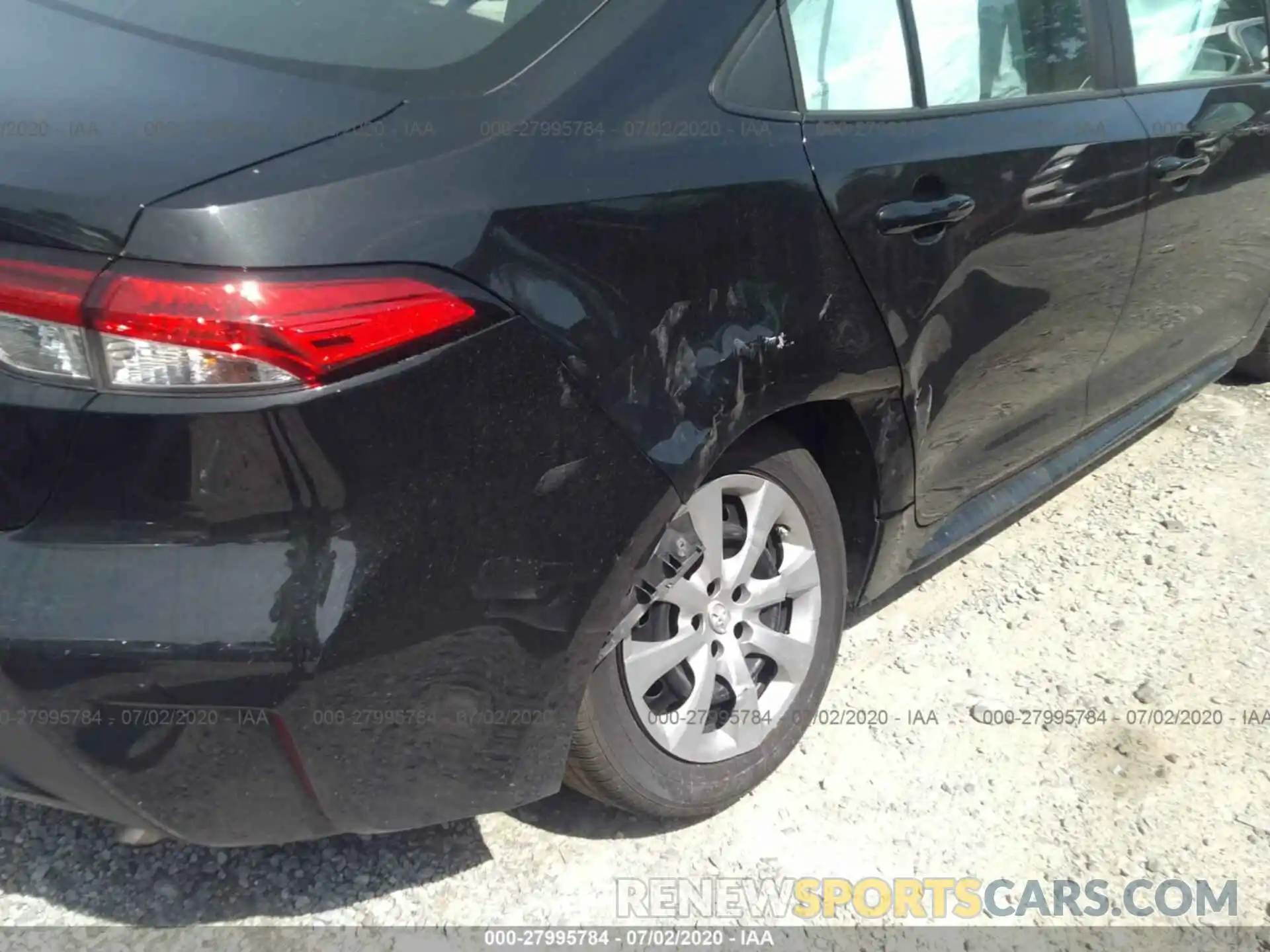 6 Photograph of a damaged car 5YFEPRAE0LP083701 TOYOTA COROLLA 2020