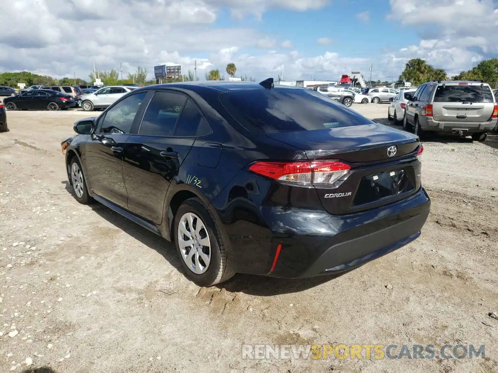 3 Photograph of a damaged car 5YFEPRAE0LP084475 TOYOTA COROLLA 2020