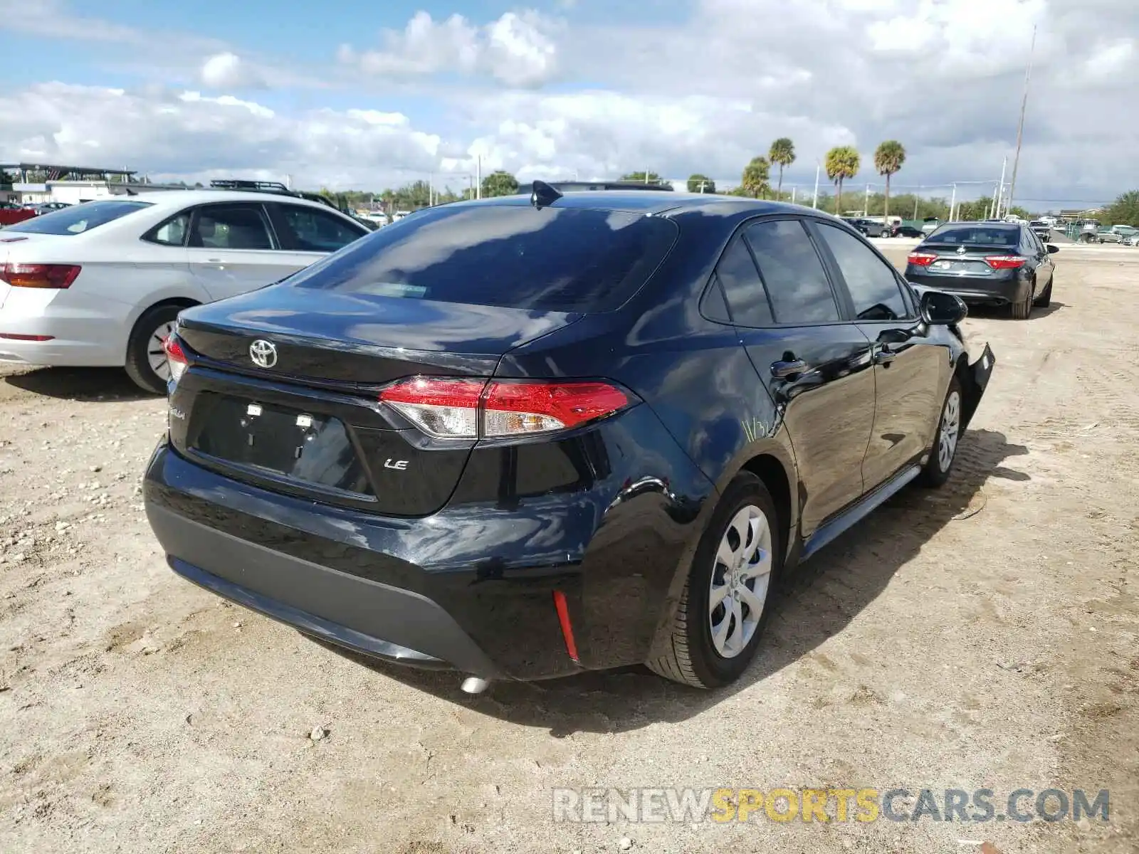 4 Photograph of a damaged car 5YFEPRAE0LP084475 TOYOTA COROLLA 2020