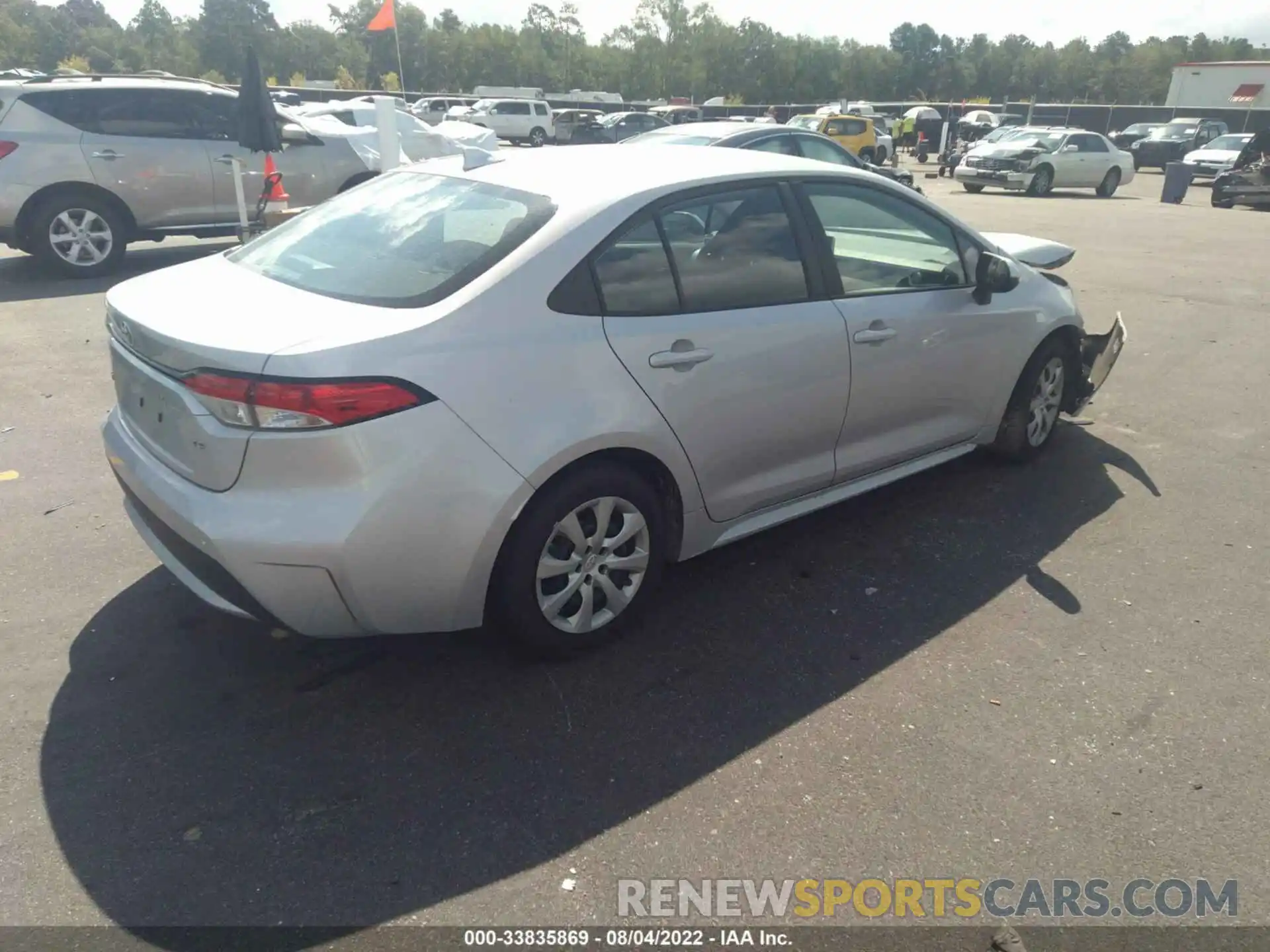 4 Photograph of a damaged car 5YFEPRAE0LP084881 TOYOTA COROLLA 2020