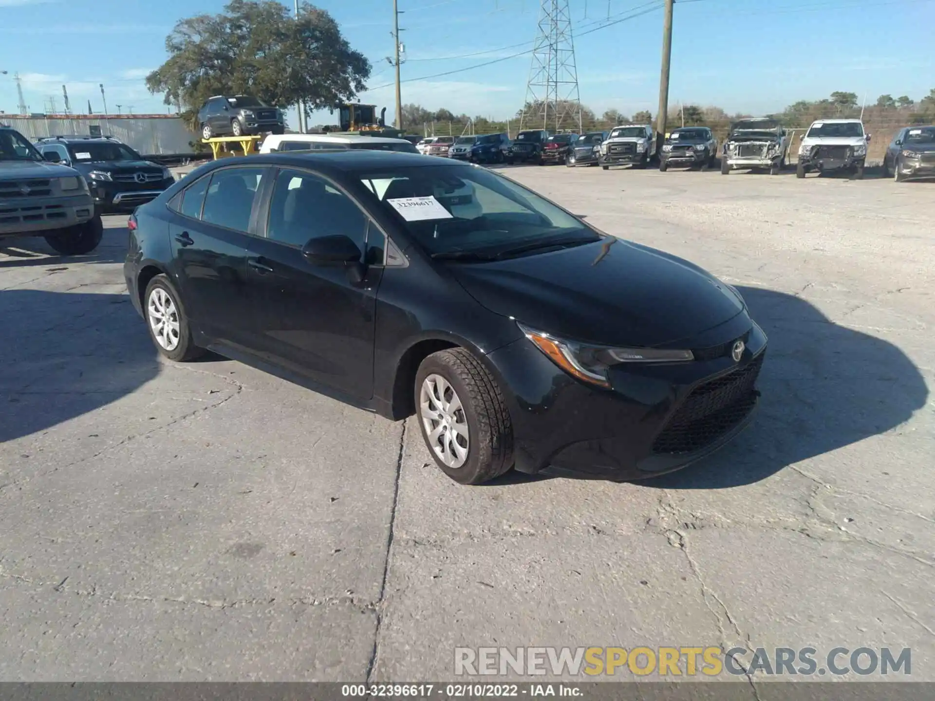 1 Photograph of a damaged car 5YFEPRAE0LP085190 TOYOTA COROLLA 2020