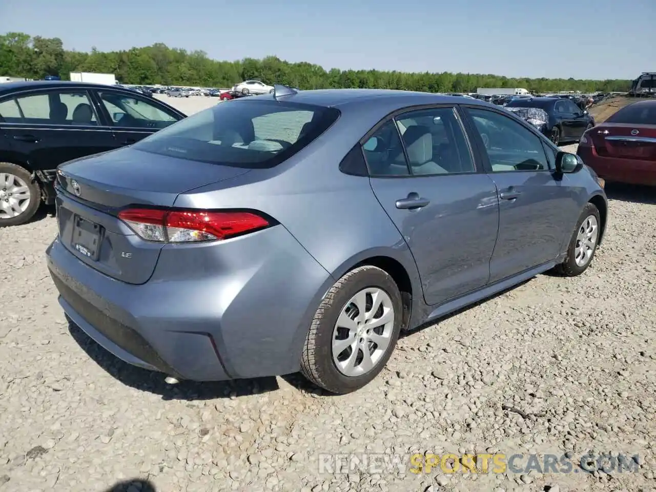 4 Photograph of a damaged car 5YFEPRAE0LP085898 TOYOTA COROLLA 2020