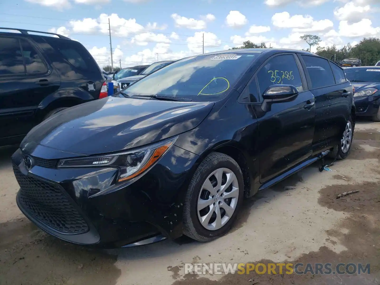 2 Photograph of a damaged car 5YFEPRAE0LP085948 TOYOTA COROLLA 2020