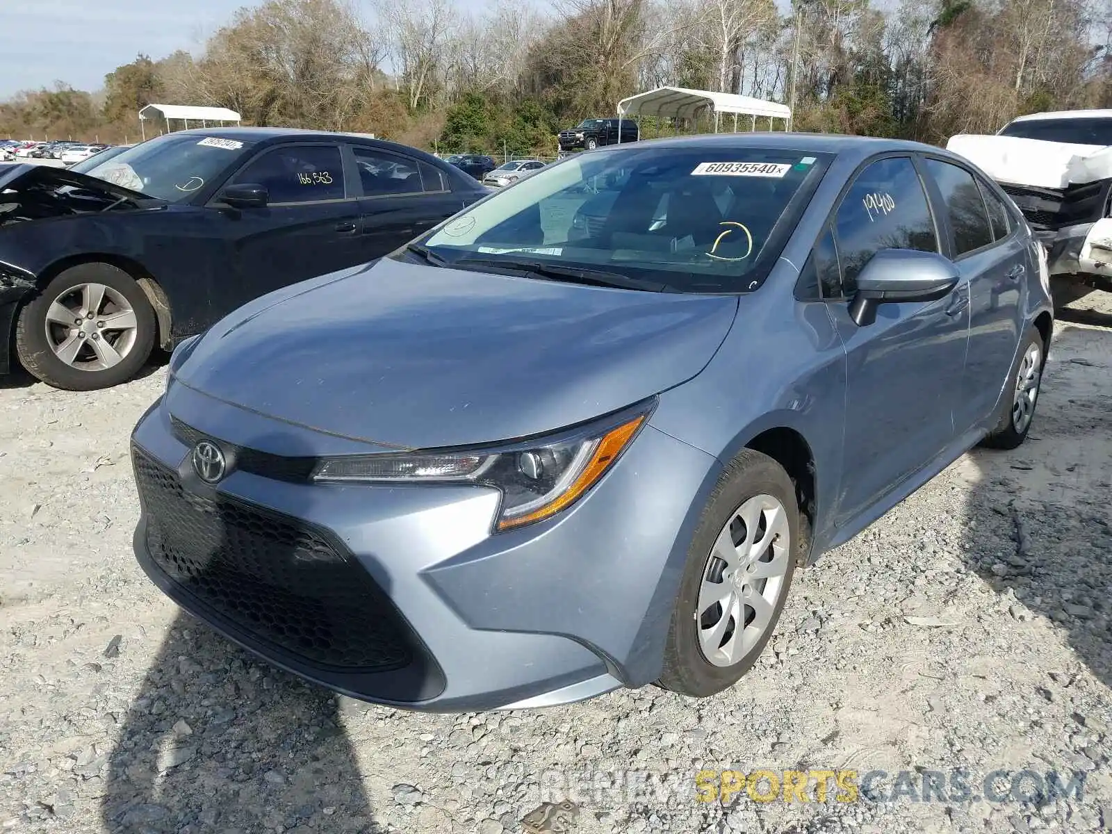 2 Photograph of a damaged car 5YFEPRAE0LP086064 TOYOTA COROLLA 2020