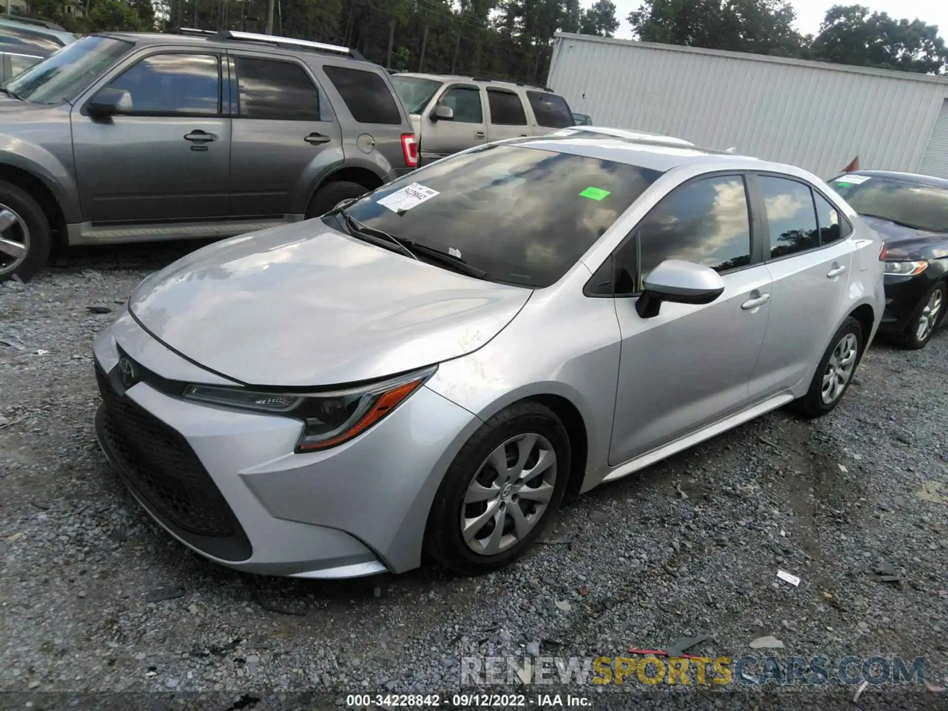 2 Photograph of a damaged car 5YFEPRAE0LP086078 TOYOTA COROLLA 2020