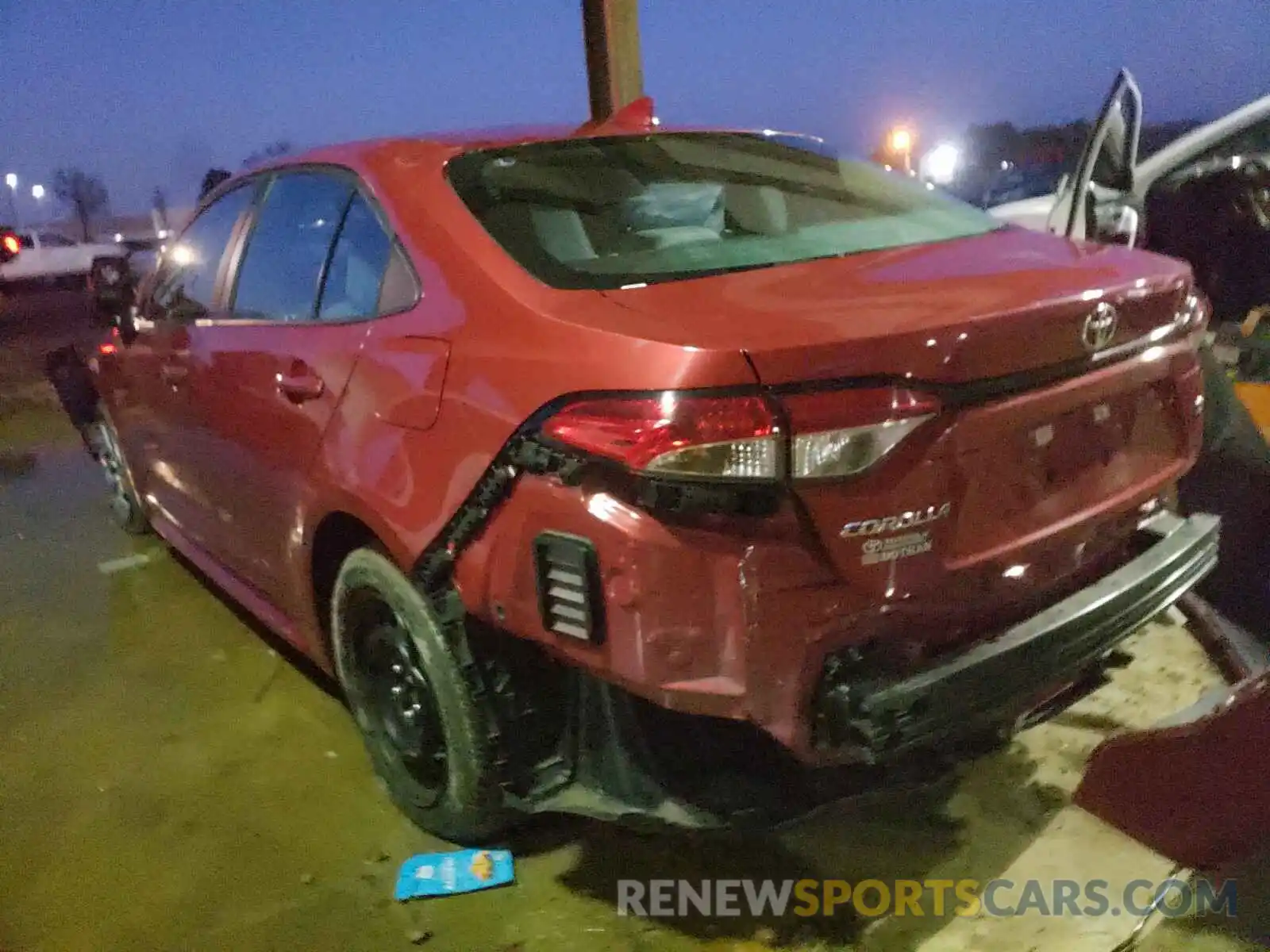 3 Photograph of a damaged car 5YFEPRAE0LP086341 TOYOTA COROLLA 2020