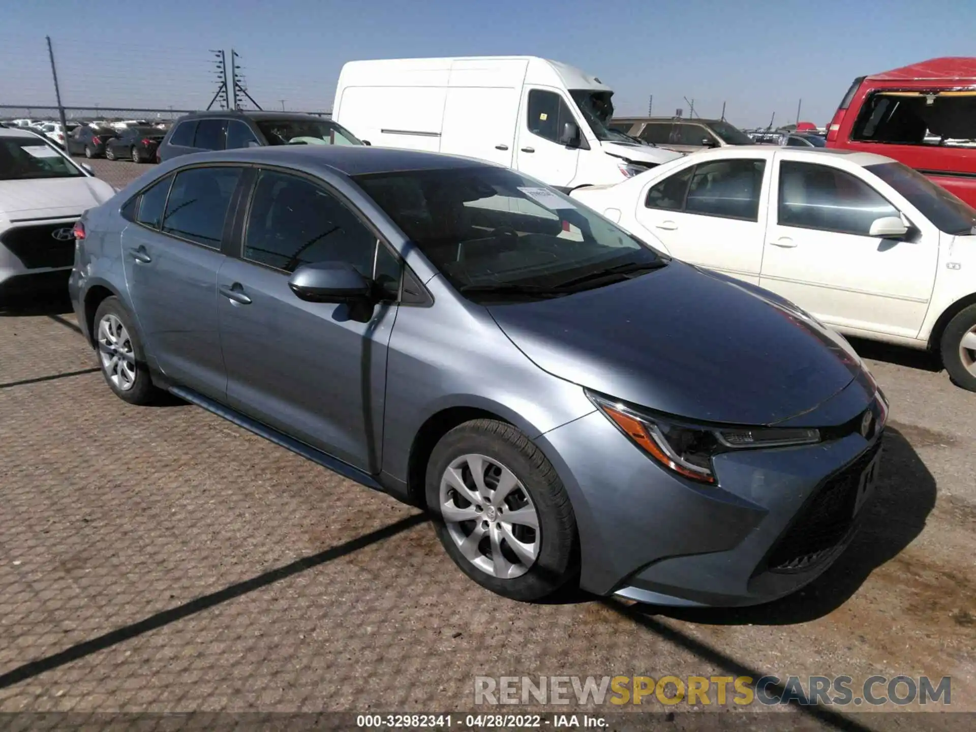 1 Photograph of a damaged car 5YFEPRAE0LP086727 TOYOTA COROLLA 2020