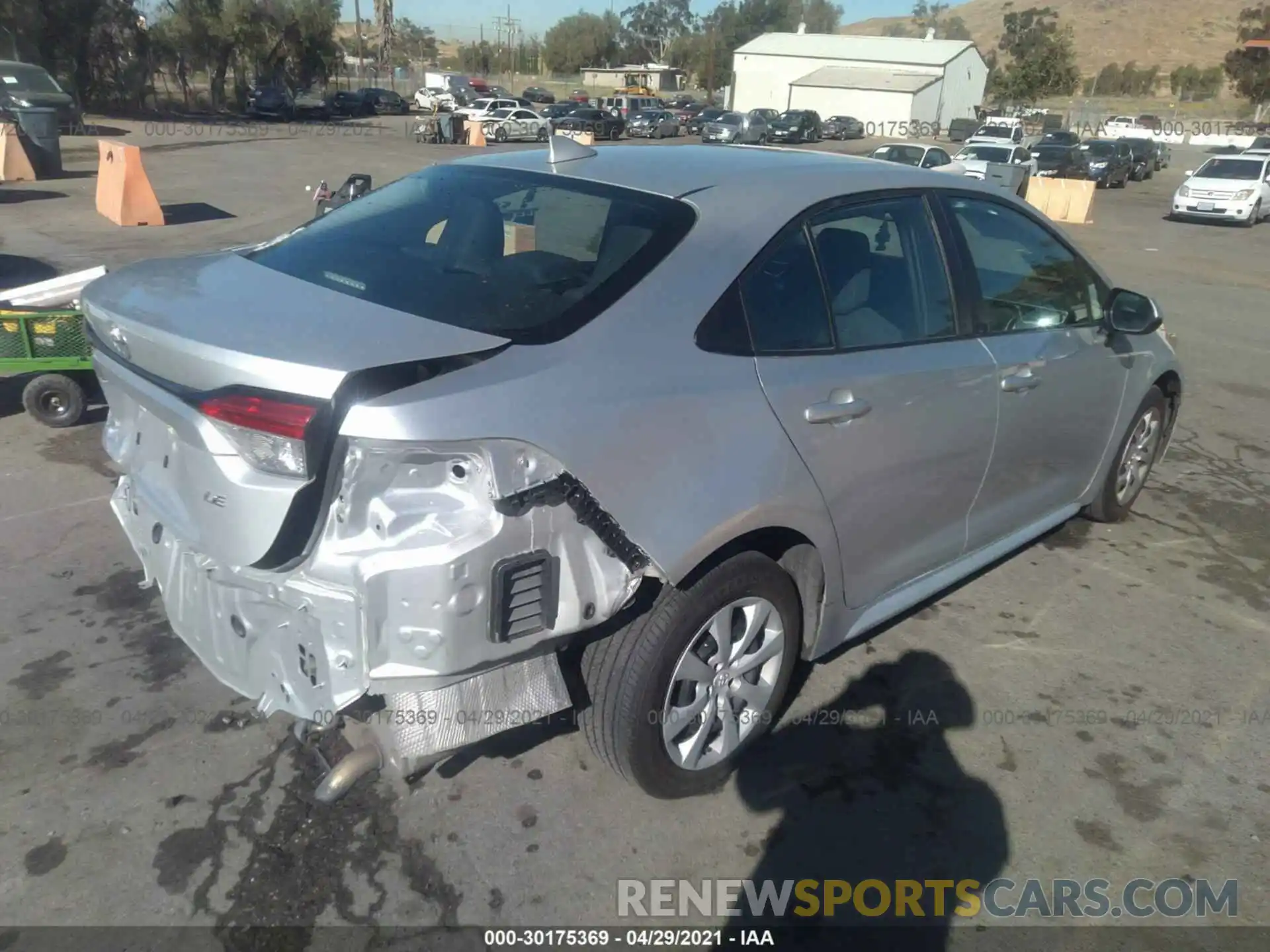 4 Photograph of a damaged car 5YFEPRAE0LP087277 TOYOTA COROLLA 2020