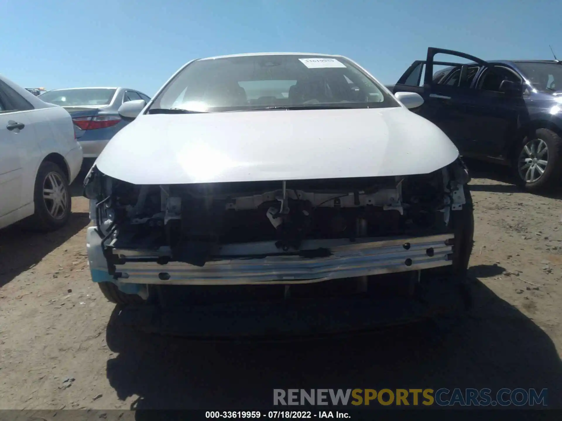 6 Photograph of a damaged car 5YFEPRAE0LP087330 TOYOTA COROLLA 2020