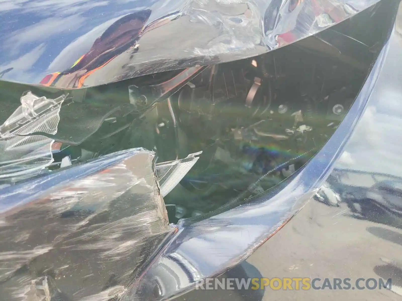 9 Photograph of a damaged car 5YFEPRAE0LP087795 TOYOTA COROLLA 2020