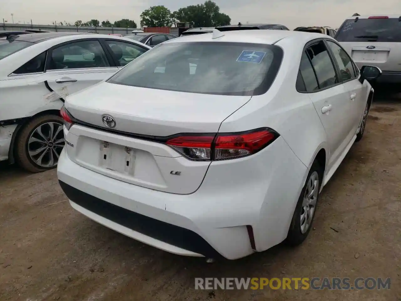 4 Photograph of a damaged car 5YFEPRAE0LP087814 TOYOTA COROLLA 2020