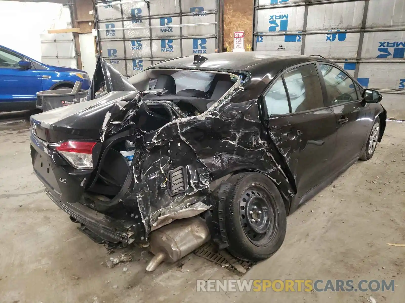 4 Photograph of a damaged car 5YFEPRAE0LP088252 TOYOTA COROLLA 2020