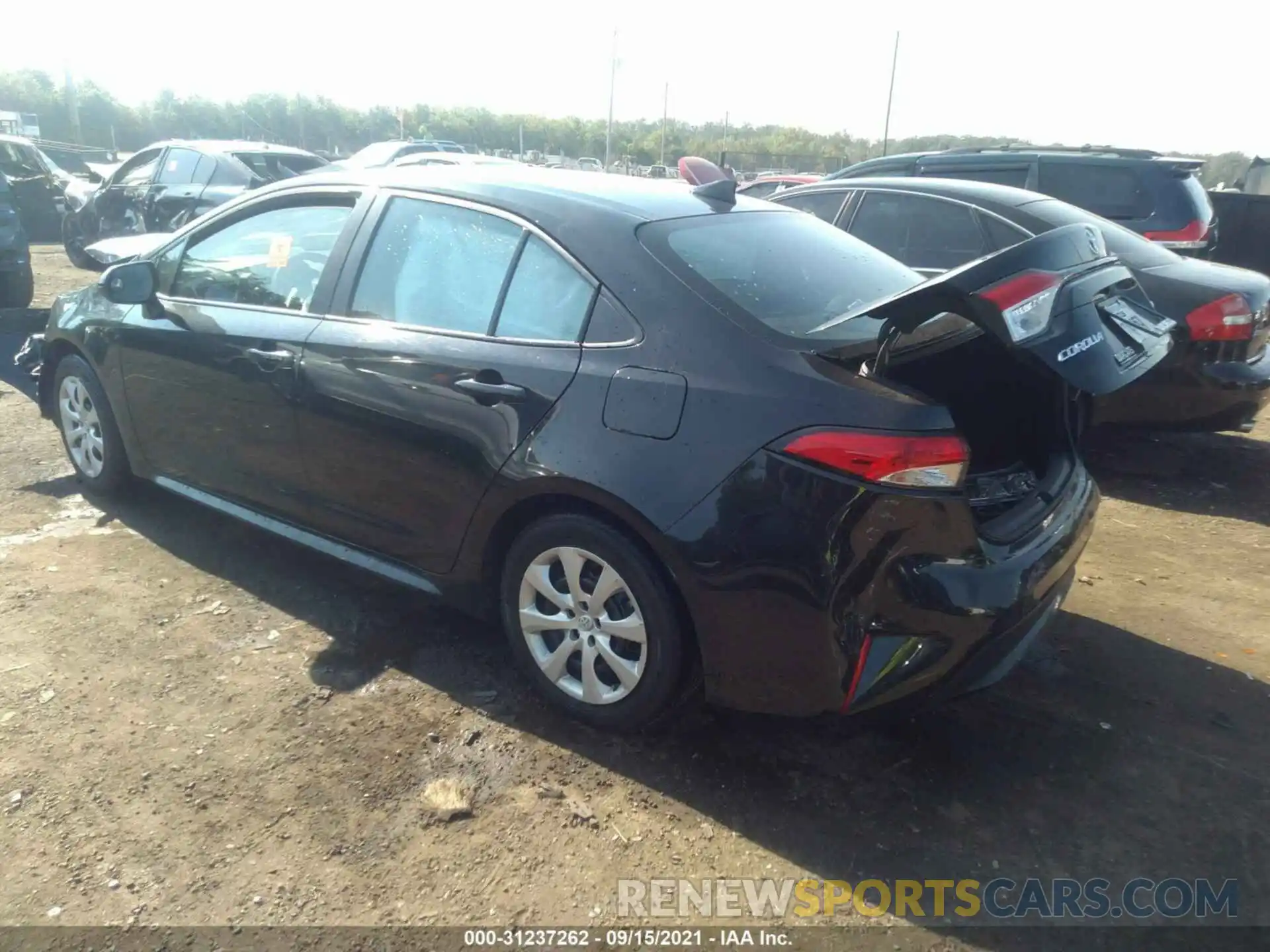 3 Photograph of a damaged car 5YFEPRAE0LP088431 TOYOTA COROLLA 2020