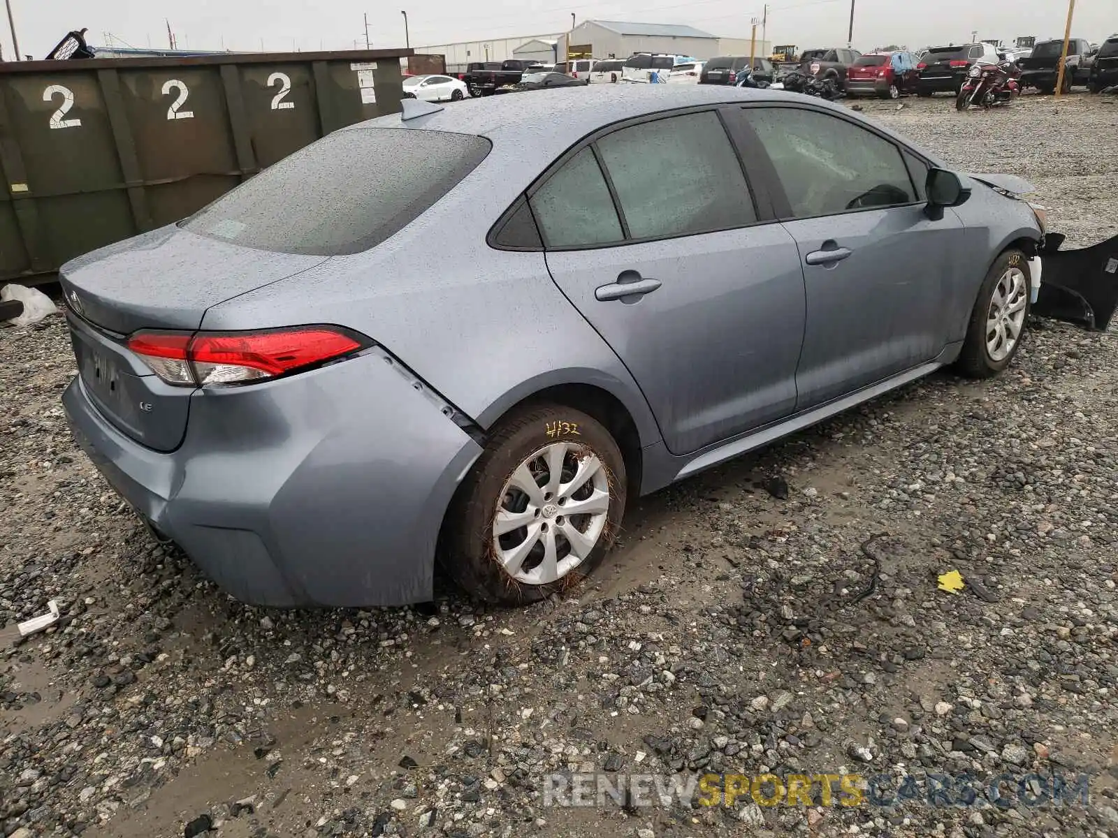 4 Photograph of a damaged car 5YFEPRAE0LP089109 TOYOTA COROLLA 2020