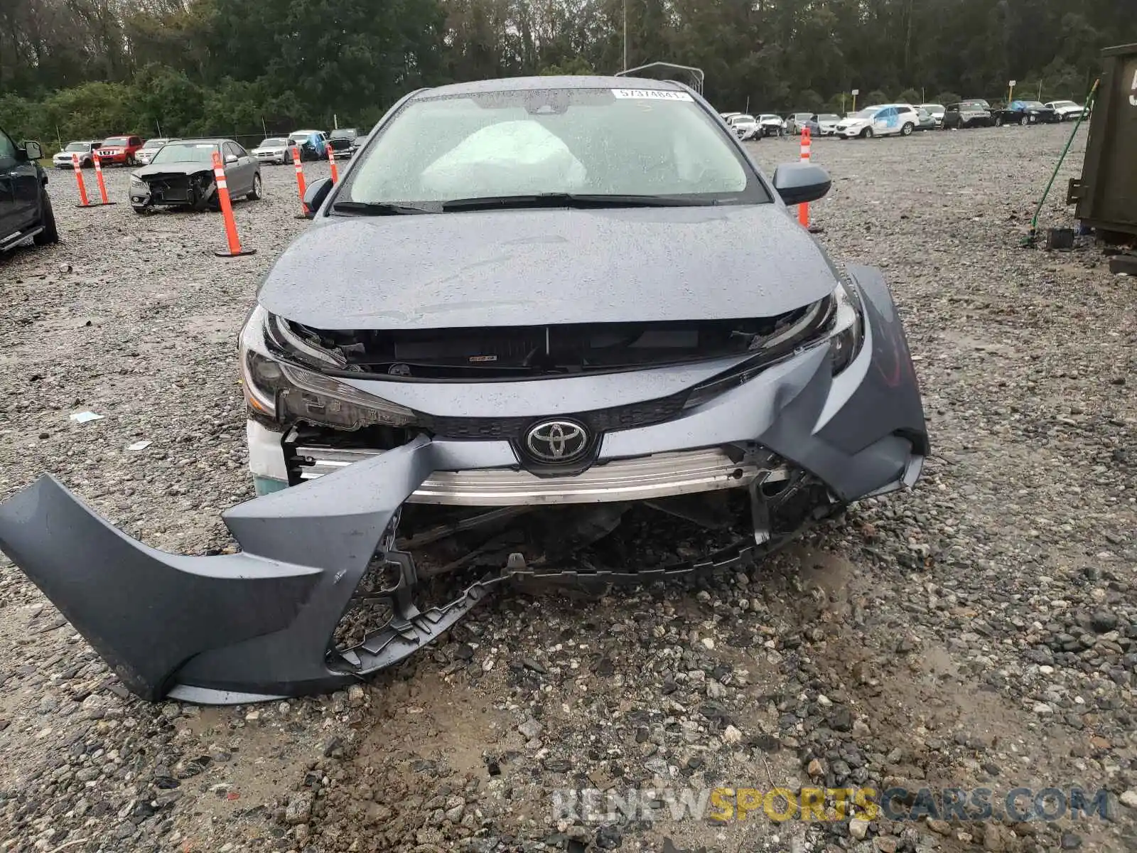 9 Photograph of a damaged car 5YFEPRAE0LP089109 TOYOTA COROLLA 2020