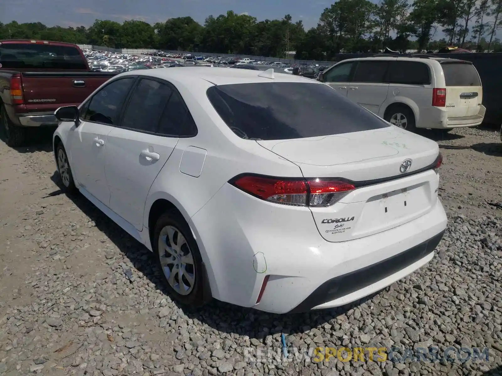 3 Photograph of a damaged car 5YFEPRAE0LP089157 TOYOTA COROLLA 2020