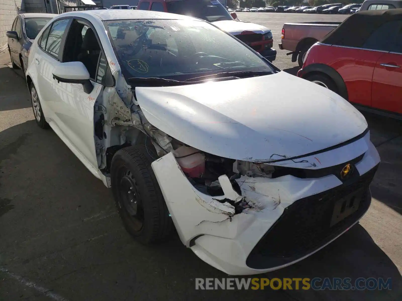 1 Photograph of a damaged car 5YFEPRAE0LP090034 TOYOTA COROLLA 2020