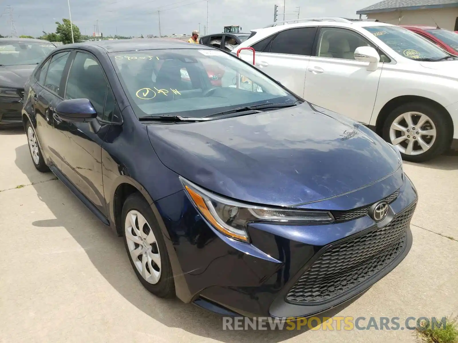 1 Photograph of a damaged car 5YFEPRAE0LP090051 TOYOTA COROLLA 2020