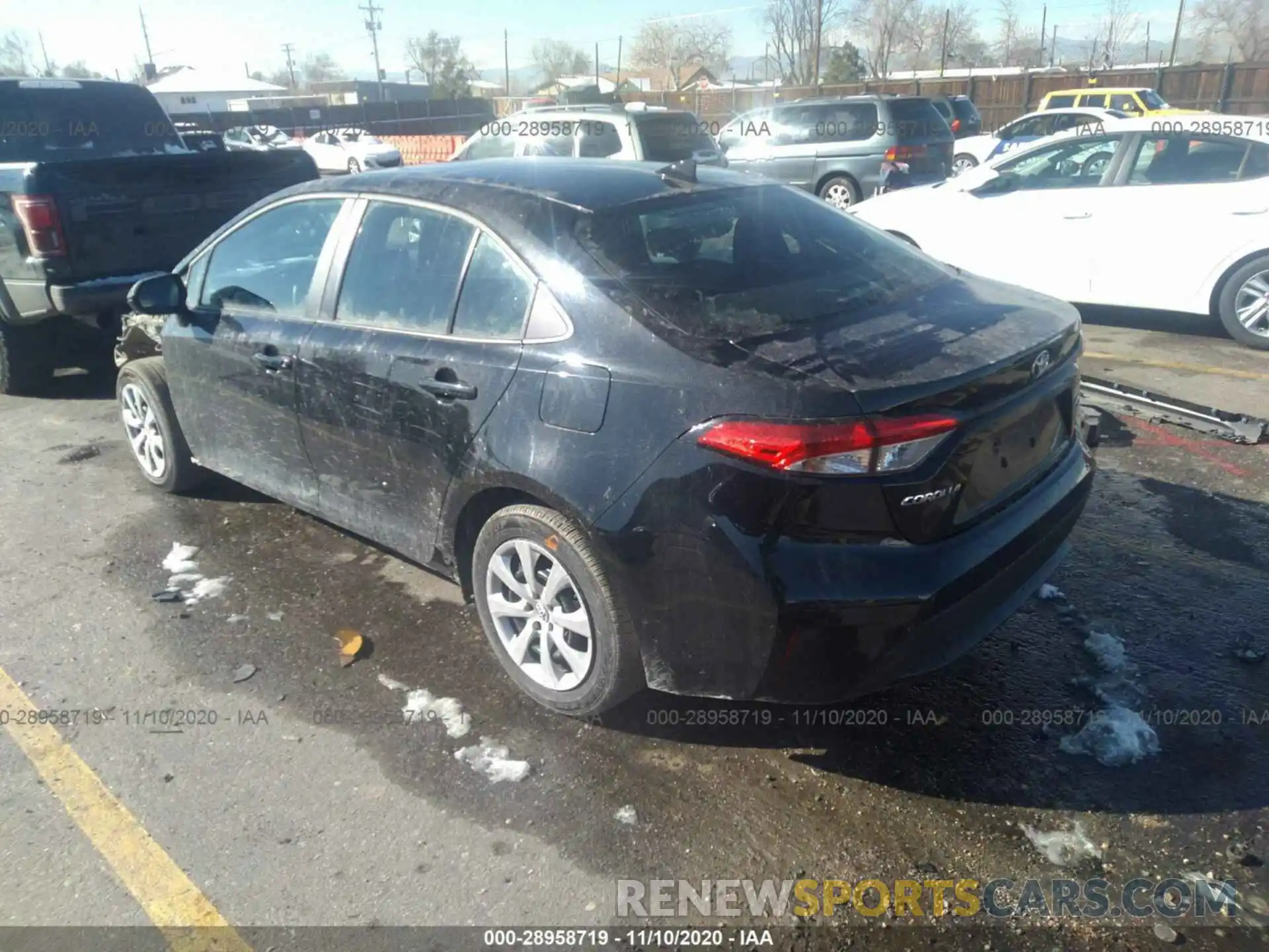 3 Photograph of a damaged car 5YFEPRAE0LP090583 TOYOTA COROLLA 2020