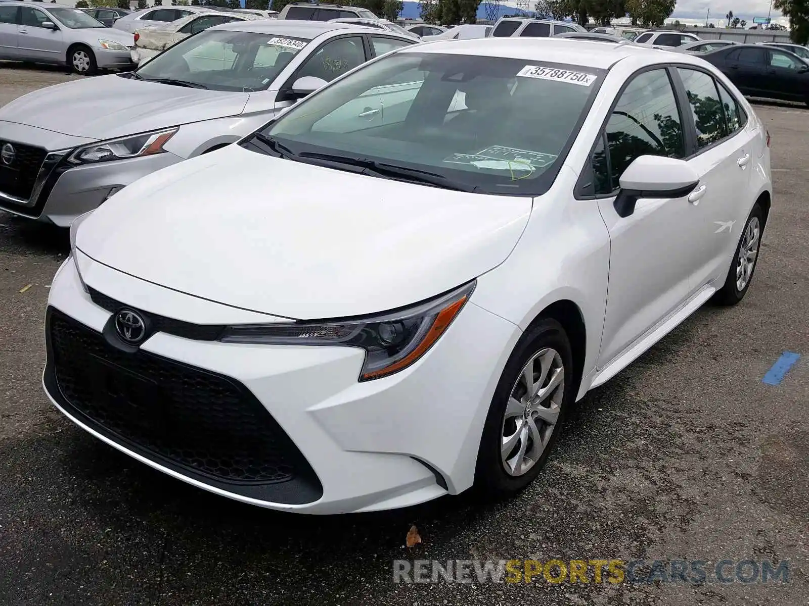 2 Photograph of a damaged car 5YFEPRAE0LP092253 TOYOTA COROLLA 2020