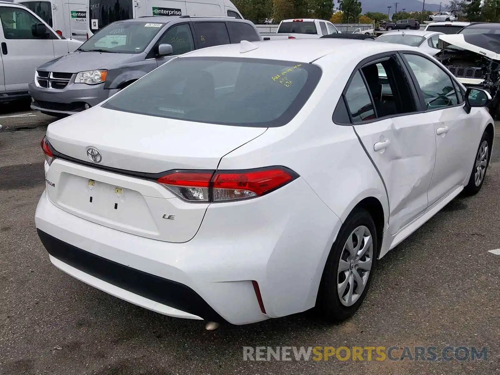 4 Photograph of a damaged car 5YFEPRAE0LP092253 TOYOTA COROLLA 2020