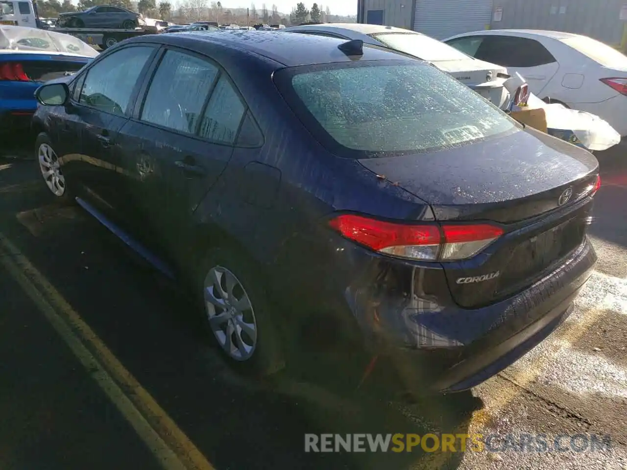 3 Photograph of a damaged car 5YFEPRAE0LP092365 TOYOTA COROLLA 2020