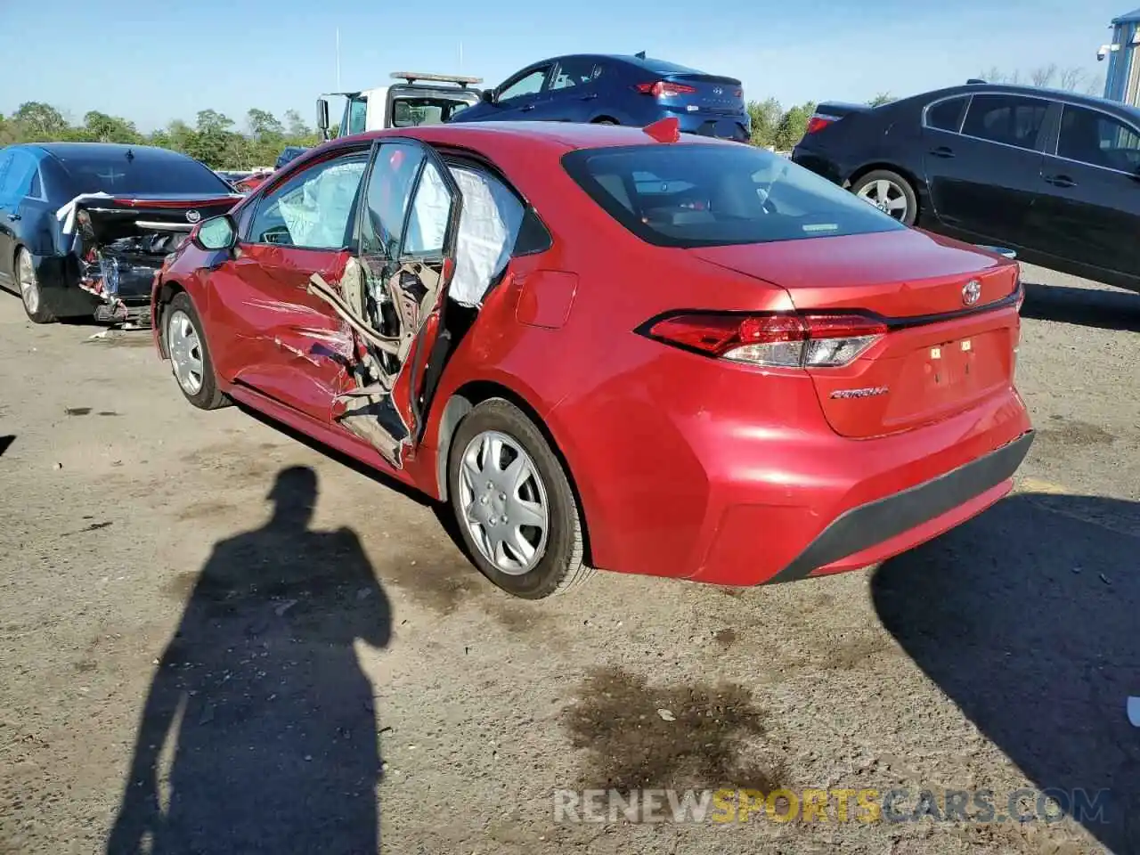 3 Photograph of a damaged car 5YFEPRAE0LP092379 TOYOTA COROLLA 2020