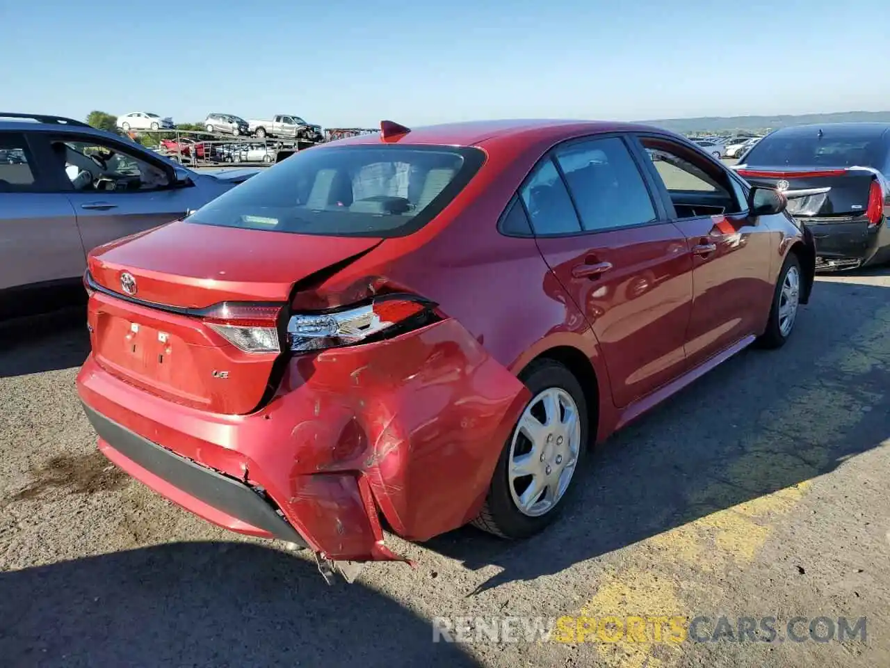 4 Photograph of a damaged car 5YFEPRAE0LP092379 TOYOTA COROLLA 2020