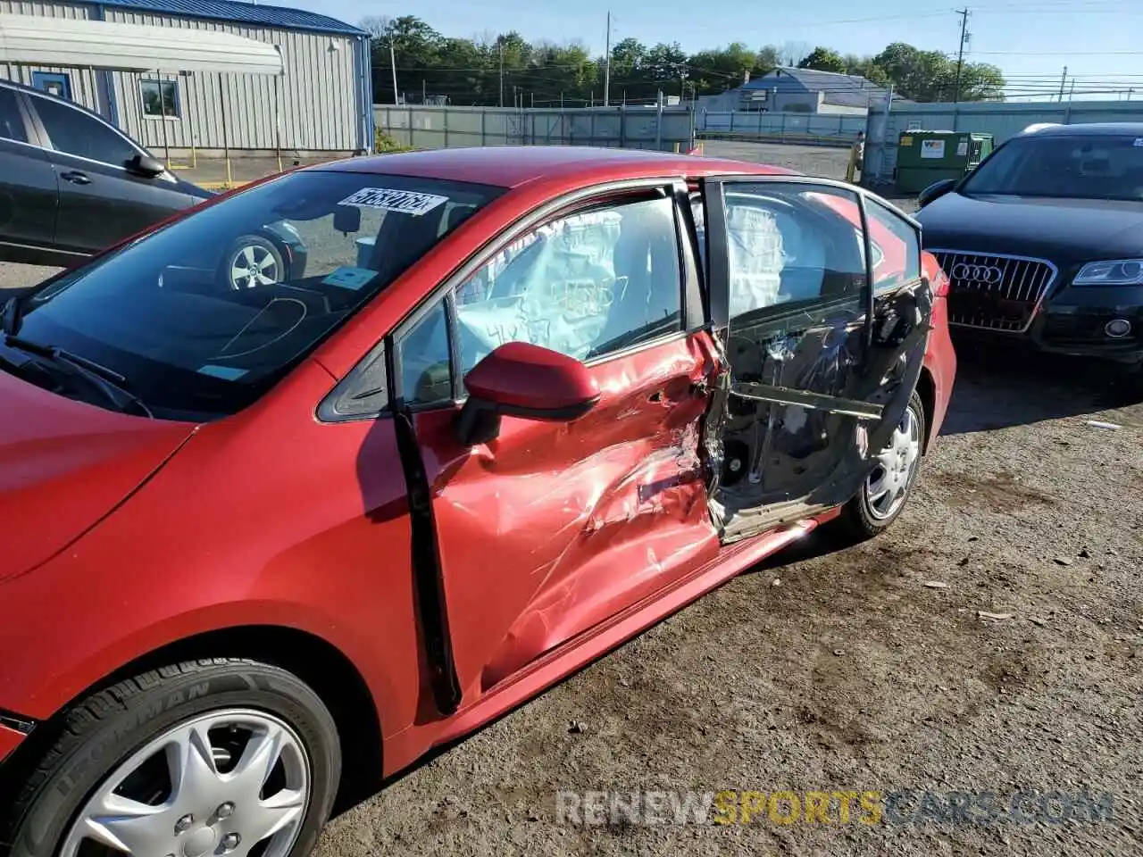 9 Photograph of a damaged car 5YFEPRAE0LP092379 TOYOTA COROLLA 2020