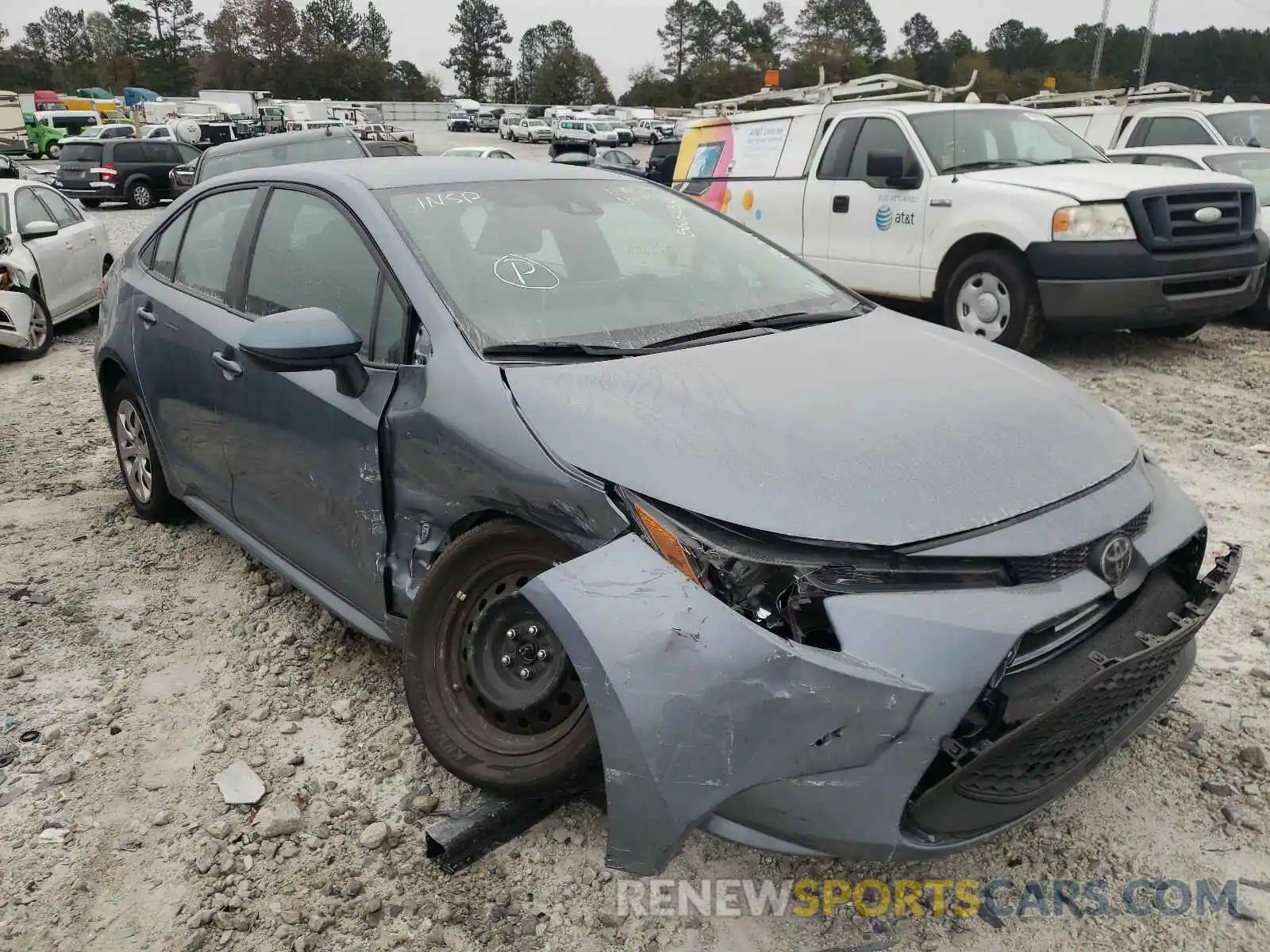 1 Photograph of a damaged car 5YFEPRAE0LP093631 TOYOTA COROLLA 2020