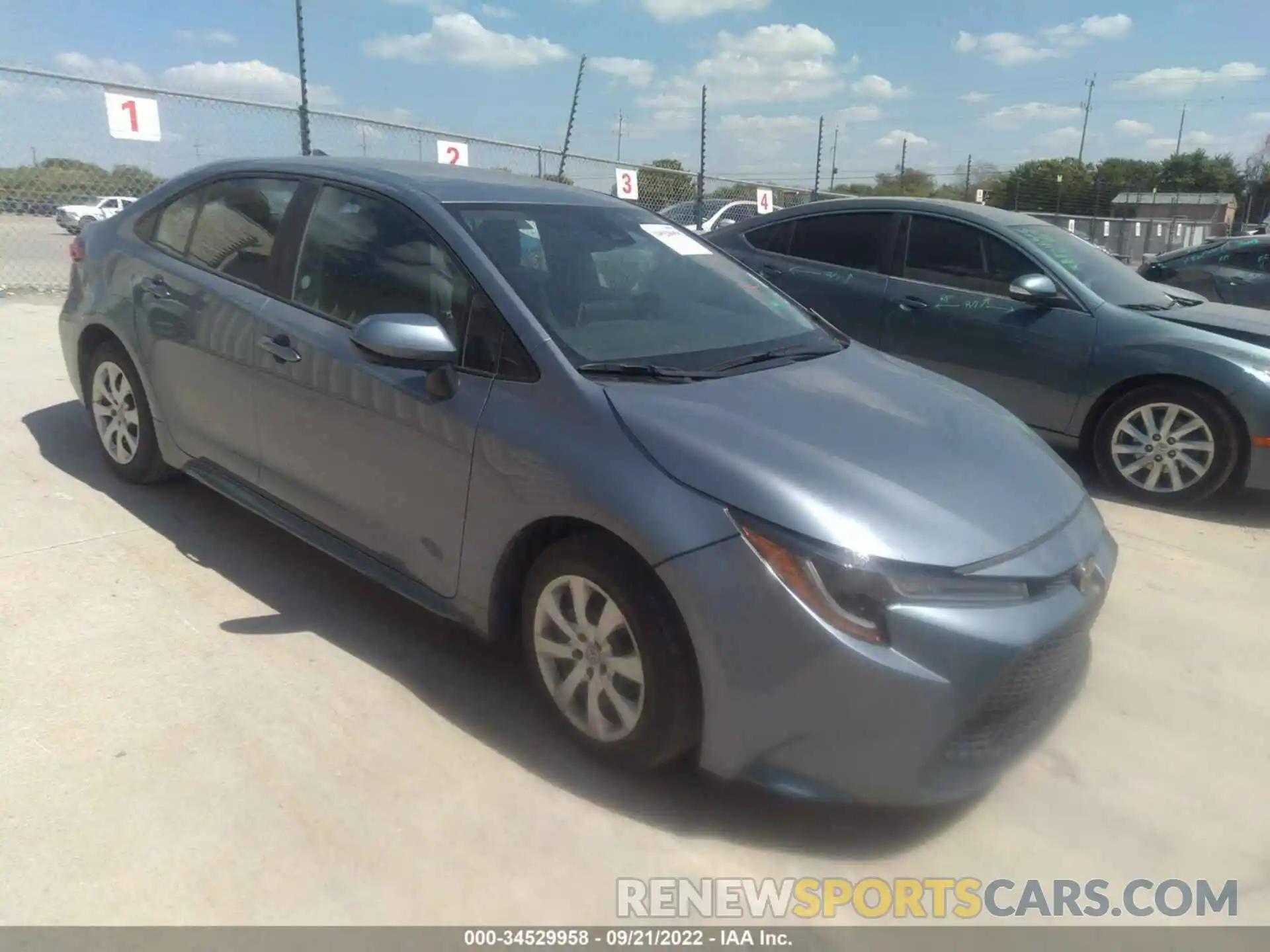 1 Photograph of a damaged car 5YFEPRAE0LP095489 TOYOTA COROLLA 2020