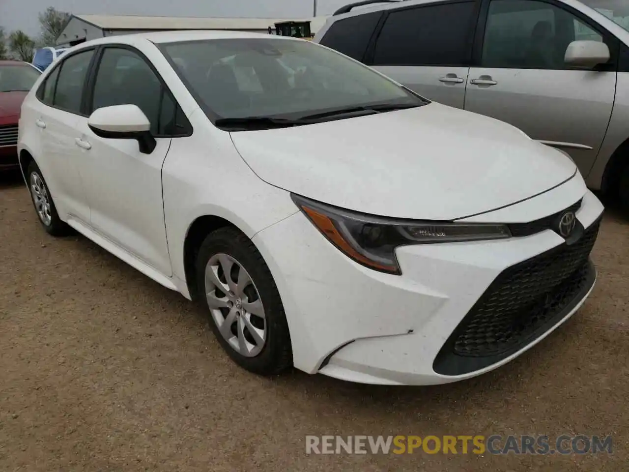 1 Photograph of a damaged car 5YFEPRAE0LP095895 TOYOTA COROLLA 2020