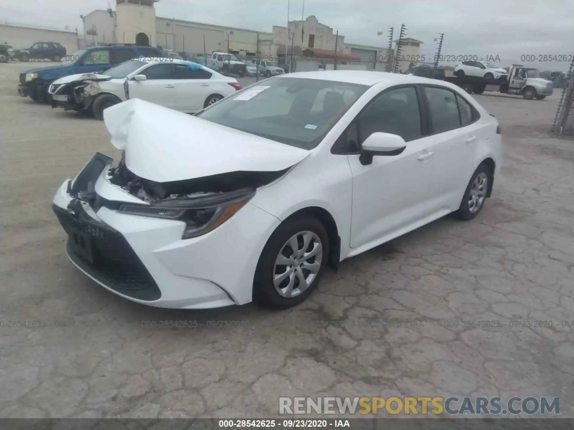 2 Photograph of a damaged car 5YFEPRAE0LP096013 TOYOTA COROLLA 2020