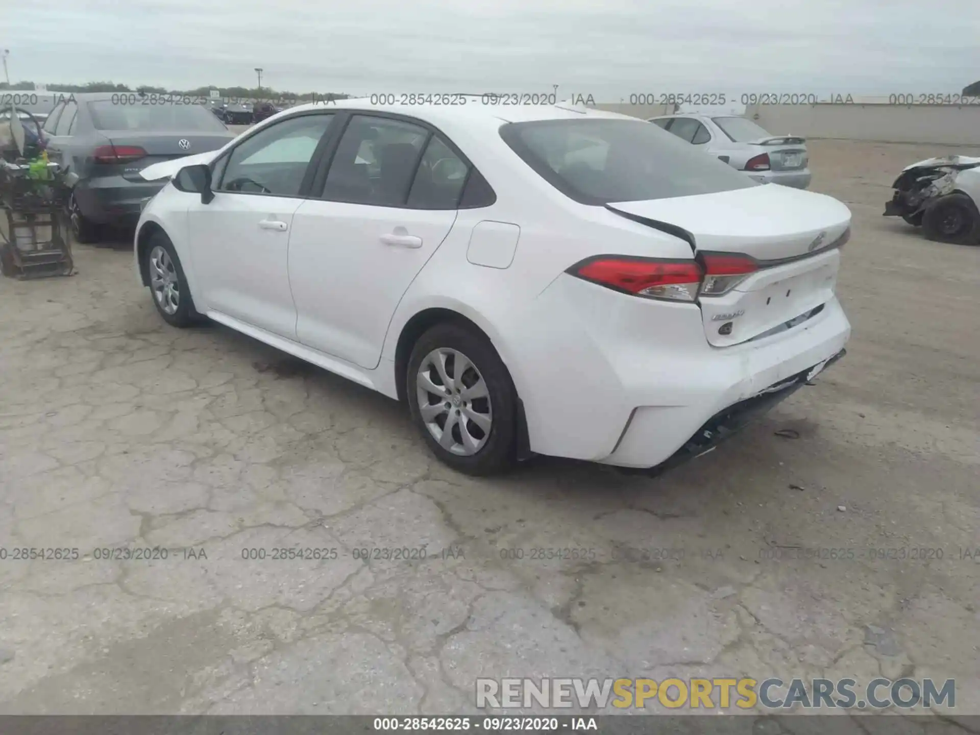 3 Photograph of a damaged car 5YFEPRAE0LP096013 TOYOTA COROLLA 2020