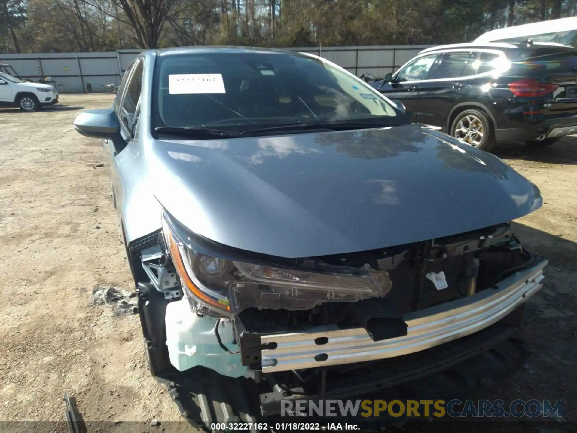 6 Photograph of a damaged car 5YFEPRAE0LP096366 TOYOTA COROLLA 2020