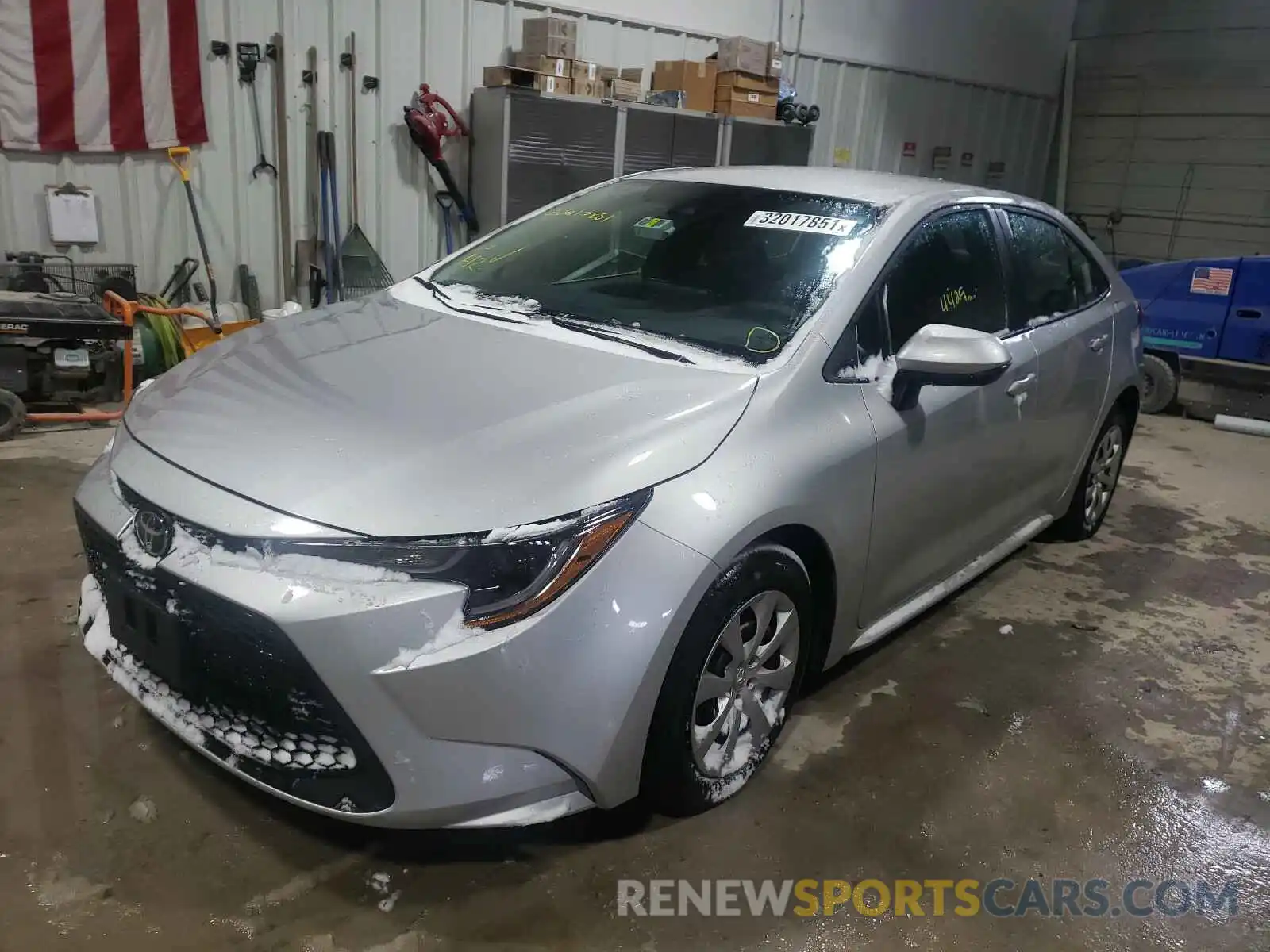 2 Photograph of a damaged car 5YFEPRAE0LP096805 TOYOTA COROLLA 2020