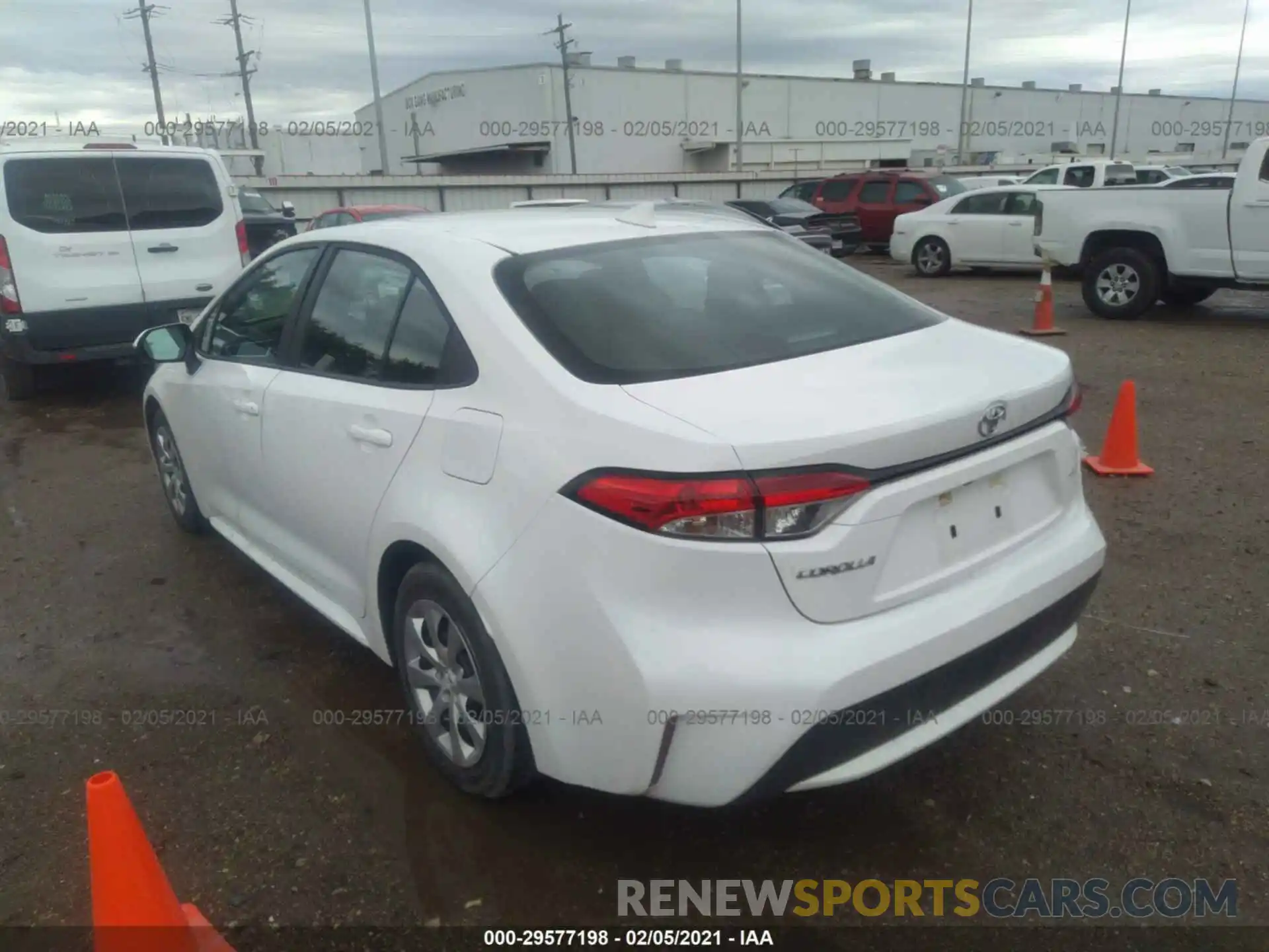 3 Photograph of a damaged car 5YFEPRAE0LP096982 TOYOTA COROLLA 2020