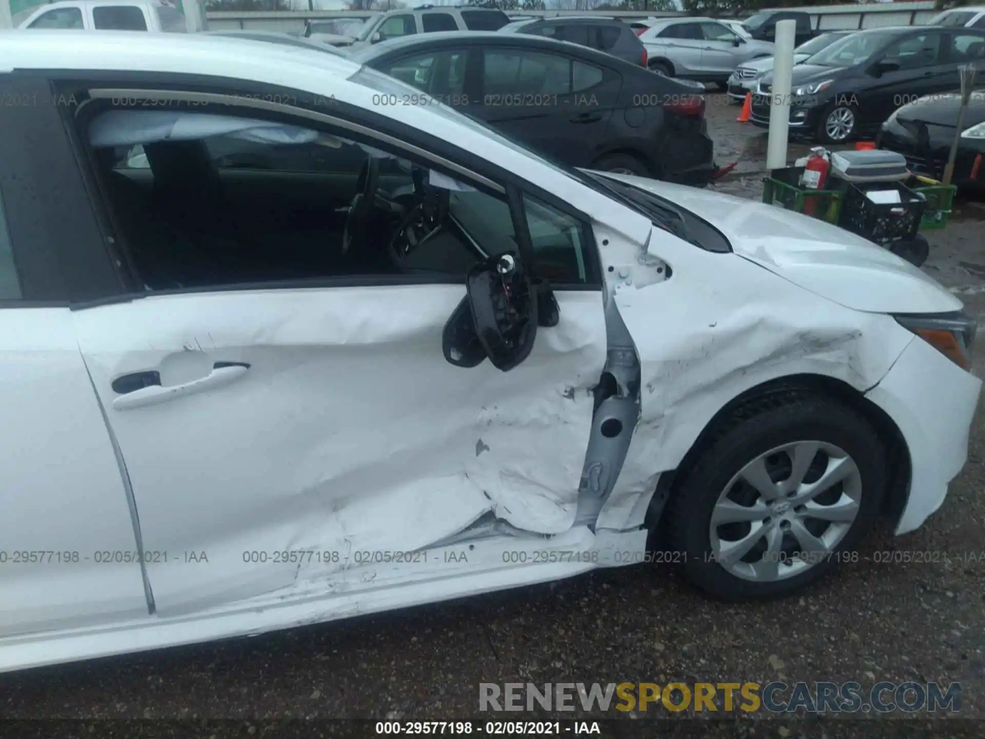 6 Photograph of a damaged car 5YFEPRAE0LP096982 TOYOTA COROLLA 2020