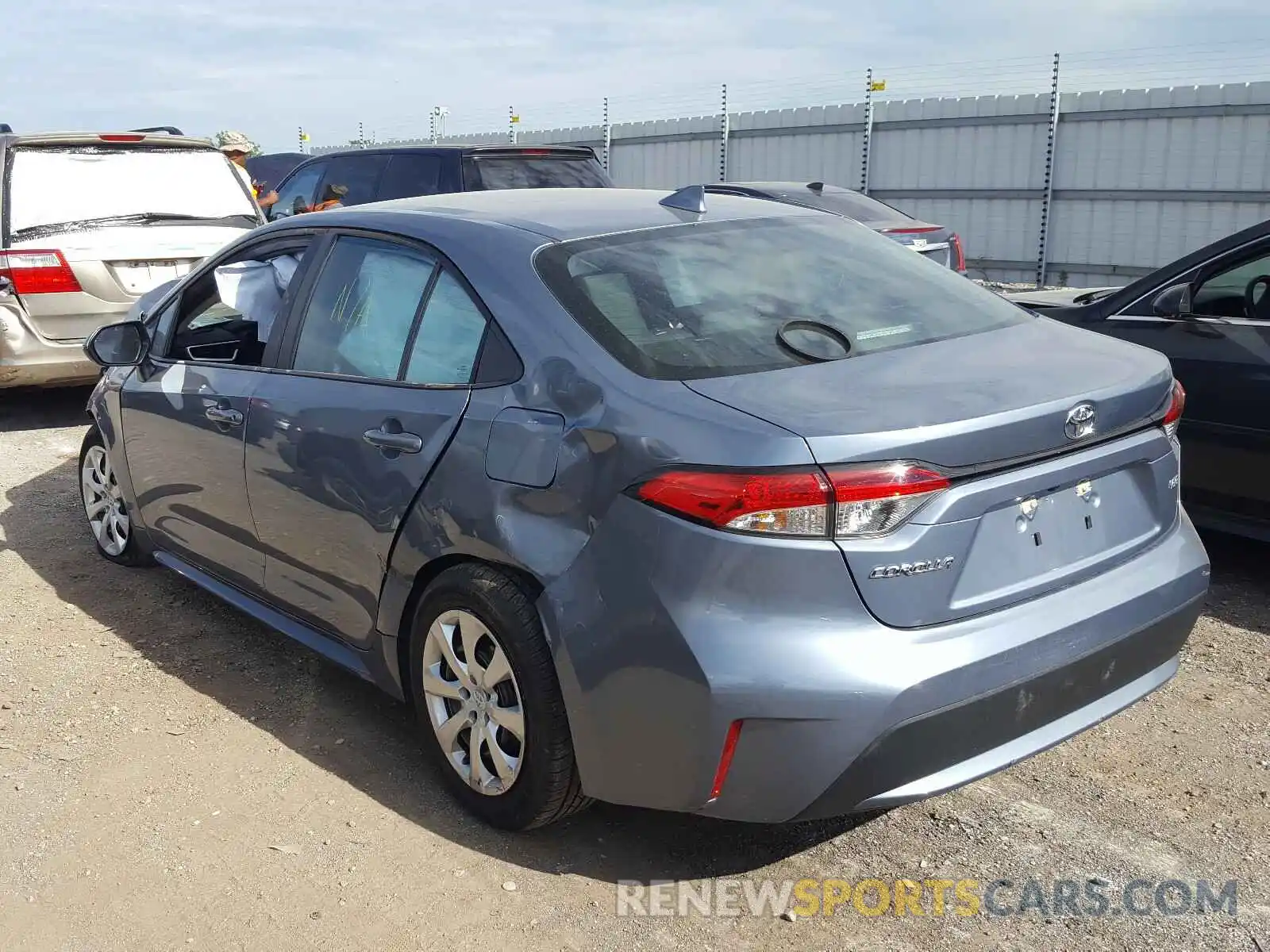 3 Photograph of a damaged car 5YFEPRAE0LP097002 TOYOTA COROLLA 2020