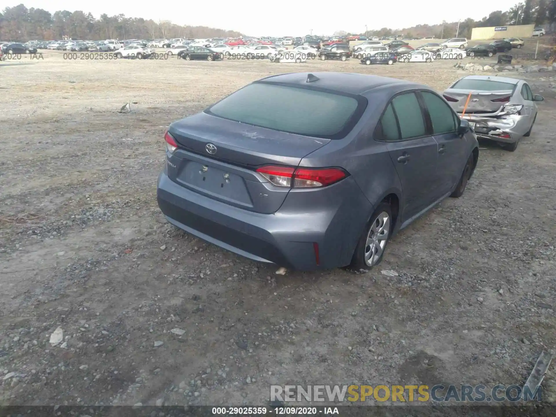 4 Photograph of a damaged car 5YFEPRAE0LP097498 TOYOTA COROLLA 2020